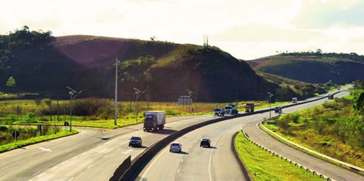 PMVs Móveis Imply EPR Via Mineira 