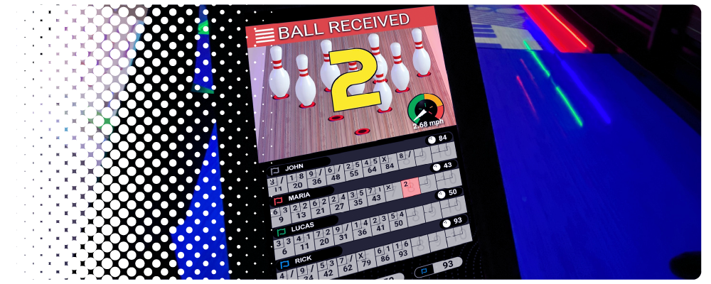 Uma imagem em degradê de bolinhas brancas à esquerda e um totem de autoatendimento.