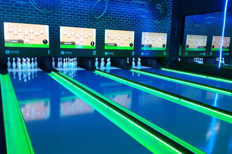 Pistas de Boliche Imply Jutiapa Guatemala Plaza Vieja