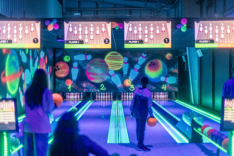 Pista de boliche em Almenara Mall Montevideu no Urugua
