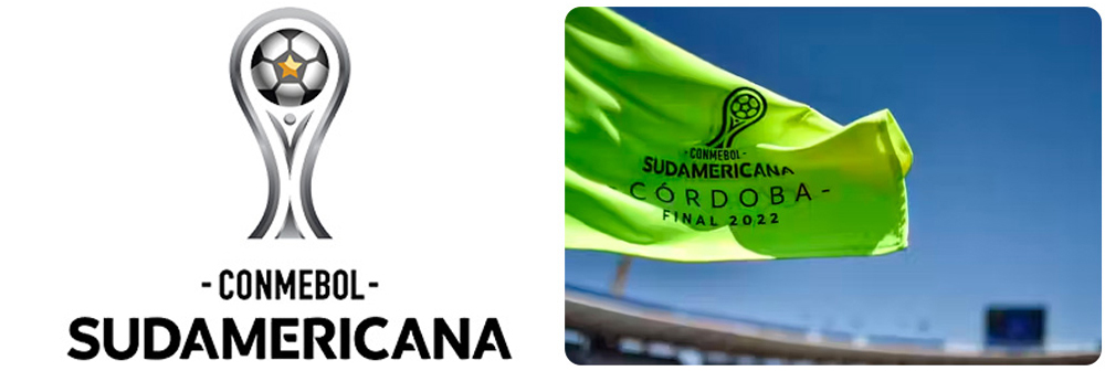 À esquerda, a logo da competição de futebol "Conmebol Sudamericana" e à direita, uma imagem de uma bandeira verde com a escrita "Conmebol Sudamericana Córdoba Final 2022".