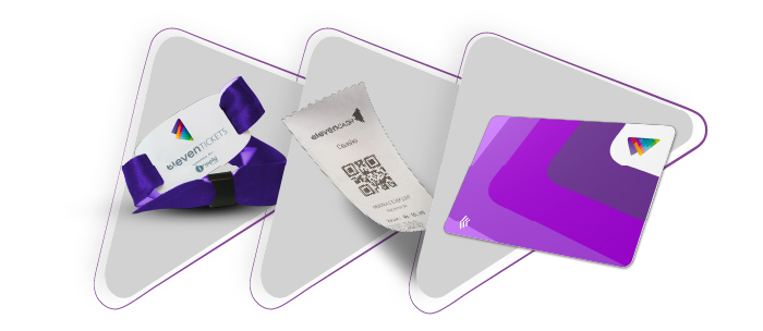 Produtos da "Eleven tickes" para consumação, uma pulseira, uma ficha de QRcode e um cartão.