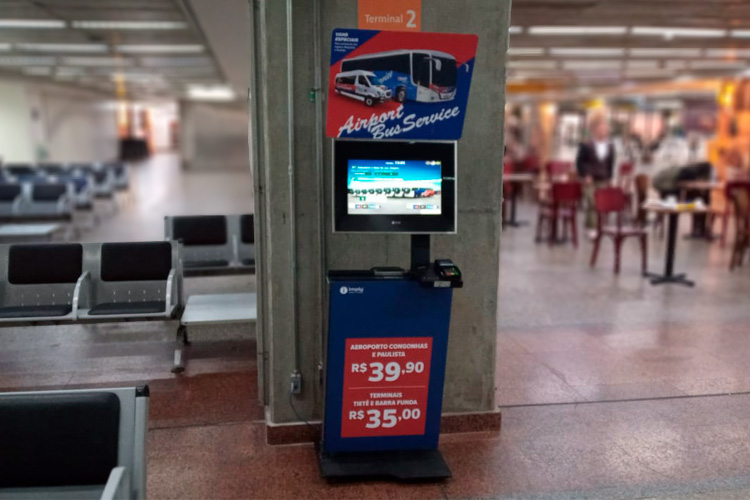 terminal de autoatendimento imply terminal aeroporto